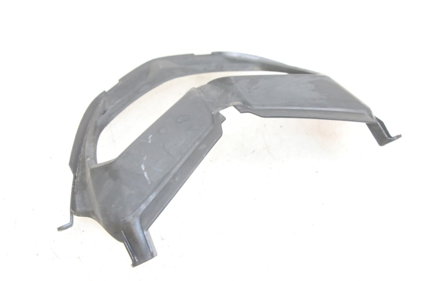 photo de JONCTION CARENAGE AVANT PIAGGIO NEW TYPHOON 50 (2018 - 2021) - Zoom état d’usage