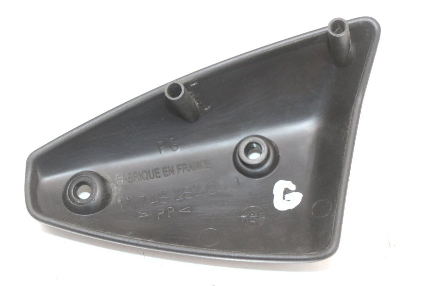 photo de JONCTION CARENAGE AVANT PEUGEOT TREKKER TKR 50 (2005 - 2014) - Autre angle de vue