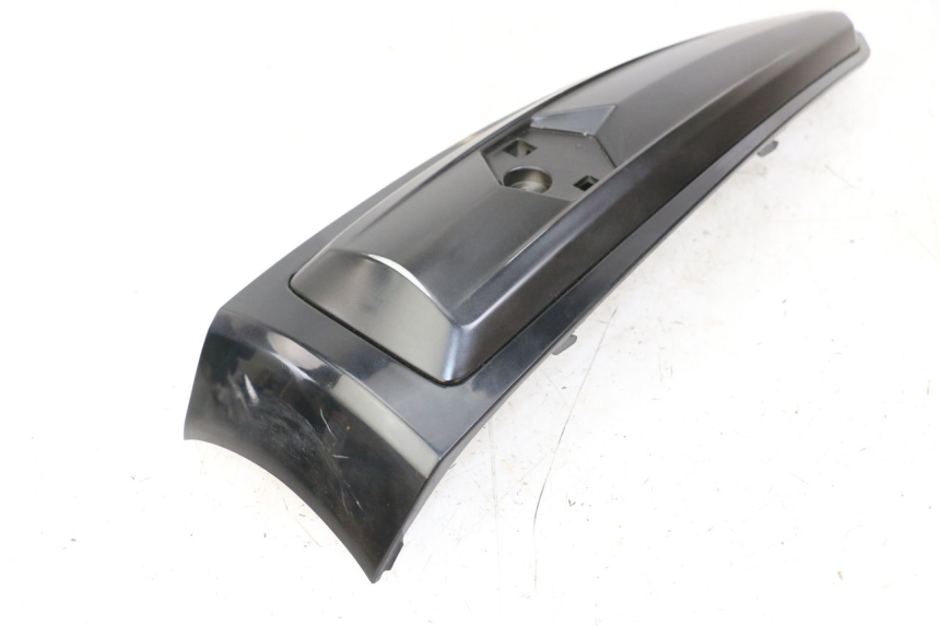 photo de JONCTION CARENAGE AVANT PIAGGIO LIBERTY IGET 4T 50 (2021 - 2025) - État de surface