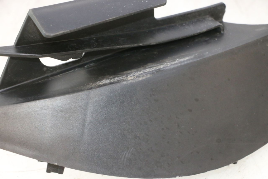 photo de JONCTION CARENAGE AVANT CAN-AM SPYDER RS 1000 (2008 - 2012) - État de surface