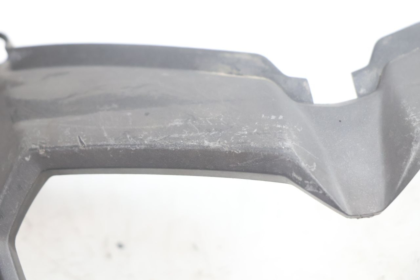 photo de JONCTION CARENAGE AVANT APRILIA SR 2T 50 (2012 - 2017) - Zoom état d’usage