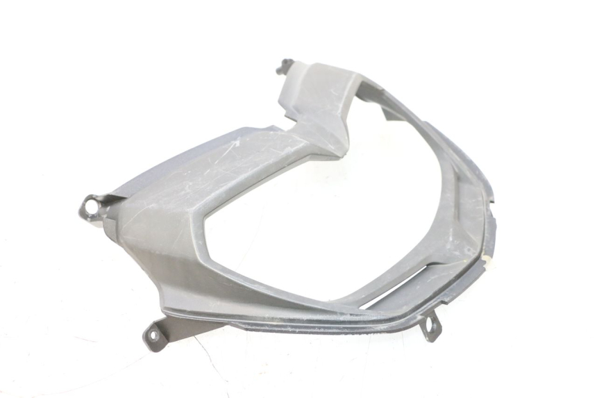 photo de JONCTION CARENAGE AVANT APRILIA SR MOTARD 50 (2012 - 2018) - Détail de la pièce