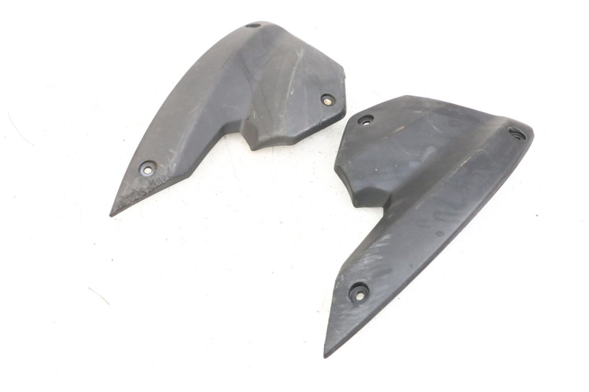 photo de JONCTION CARENAGE AVANT PEUGEOT STREETZONE 2T 50 (2014 - 2019) - Autre angle de vue