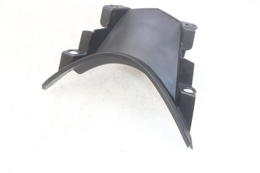 photo de JONCTION CARENAGE AVANT SUP PEUGEOT CITYSTAR 50 (2013 - 2017) - Zoom état d’usage