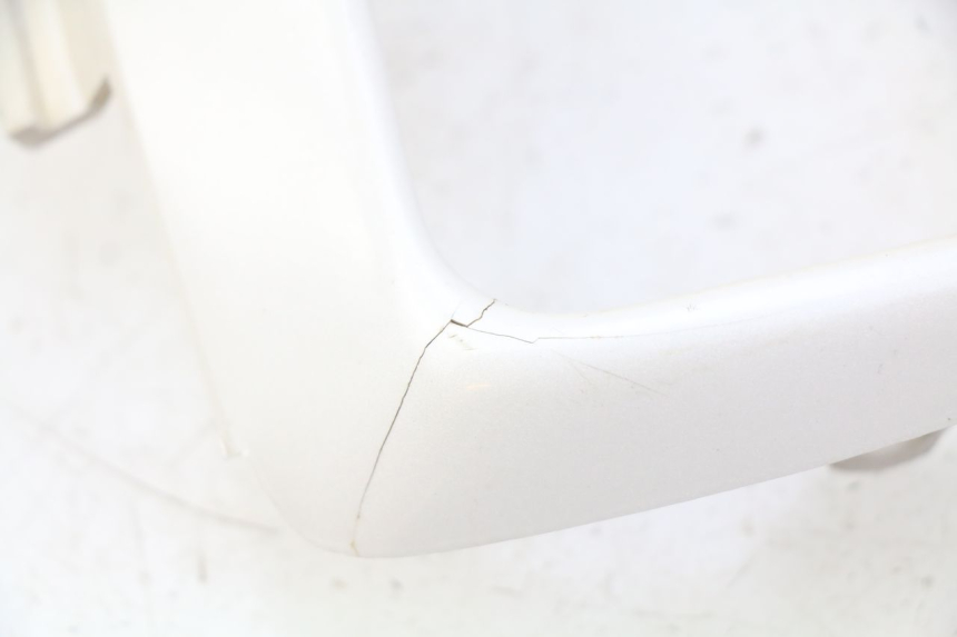 photo de JONCTION CARENAGE AVANT SUP SUZUKI CP 80 (1985 - 1996) - Détail de la pièce