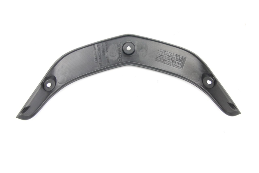 photo de JONCTION CARENAGE AVANT SUP KYMCO DINK 4T 50 (2007 - 2018) - Autre angle de vue