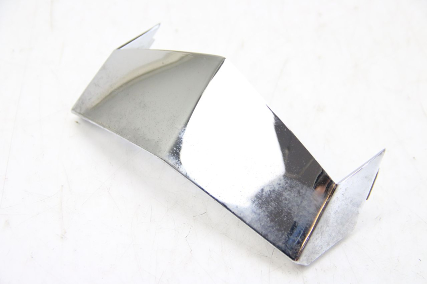 photo de JONCTION CARENAGE AVANT SUP PEUGEOT E-VIVACITY 1 (2012 - 2018) - Détail de la pièce