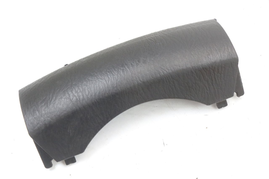 photo de JONCTION CARENAGE AVANT SUP HONDA FES S-WING SWING ABS 125 (2007 - 2015) - Vue principale