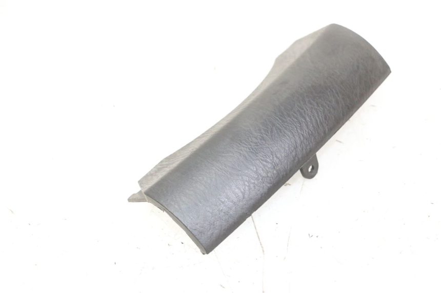 photo de JONCTION CARENAGE AVANT SUP HONDA FES S-WING SWING ABS 125 (2007 - 2015) - Zoom état d’usage