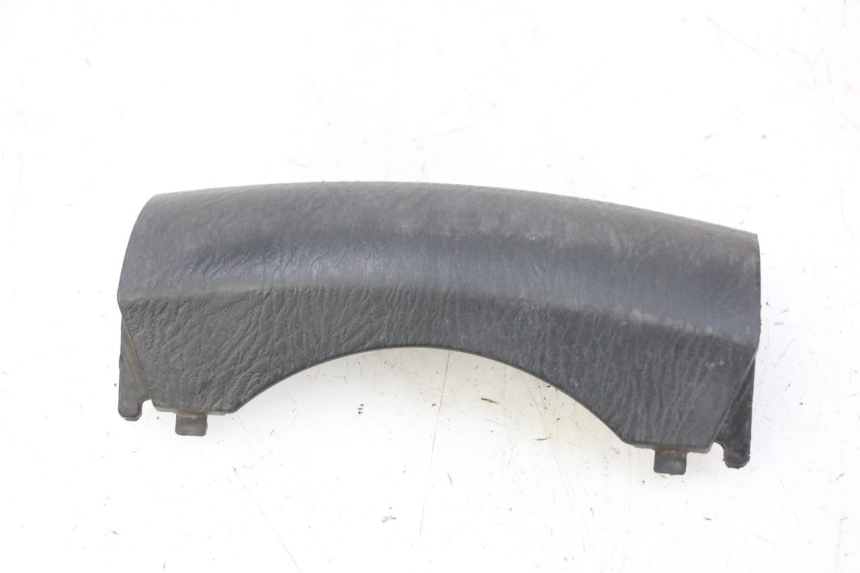 photo de JONCTION CARENAGE AVANT SUP HONDA FES S-WING SWING ABS 125 (2007 - 2015) - Autre angle de vue