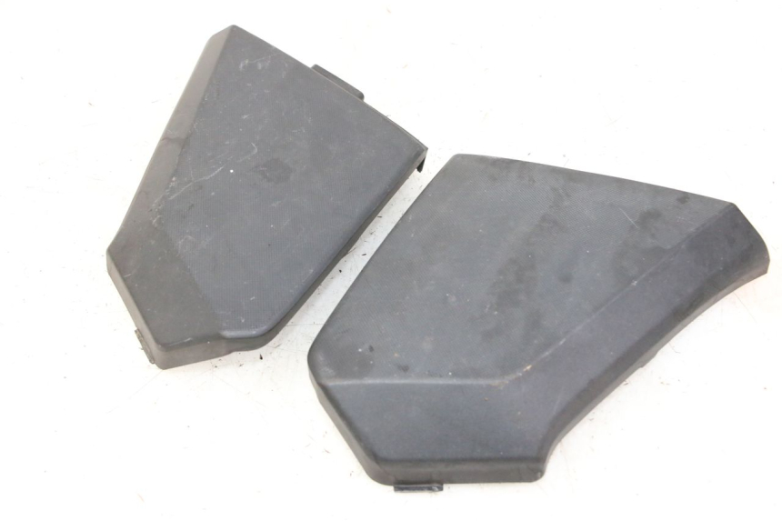 photo de JONCTION CARENAGE AVANT SUP HONDA FORZA ABS 300 (2013 - 2017) - Autre angle de vue