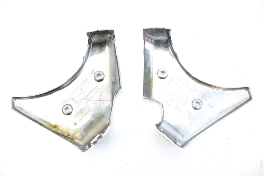 photo de JONCTION CARENAGE AVANT SUP SYM HUSKY 125 (1999 - 2005) - Vue d’ensemble