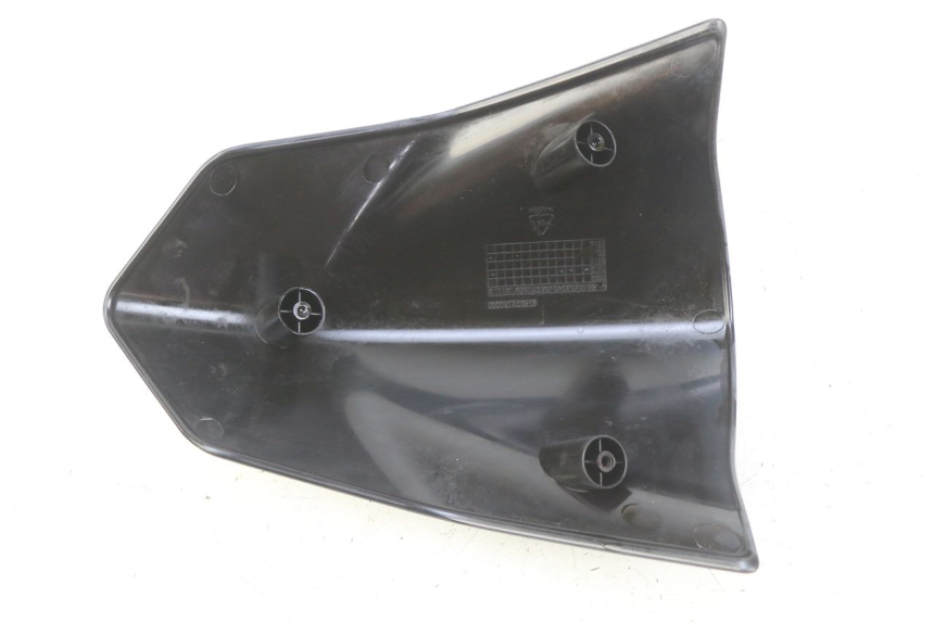 photo de JONCTION CARENAGE AVANT SUP RIDE KALLIO 50 (2010 - 2019) - Autre angle de vue