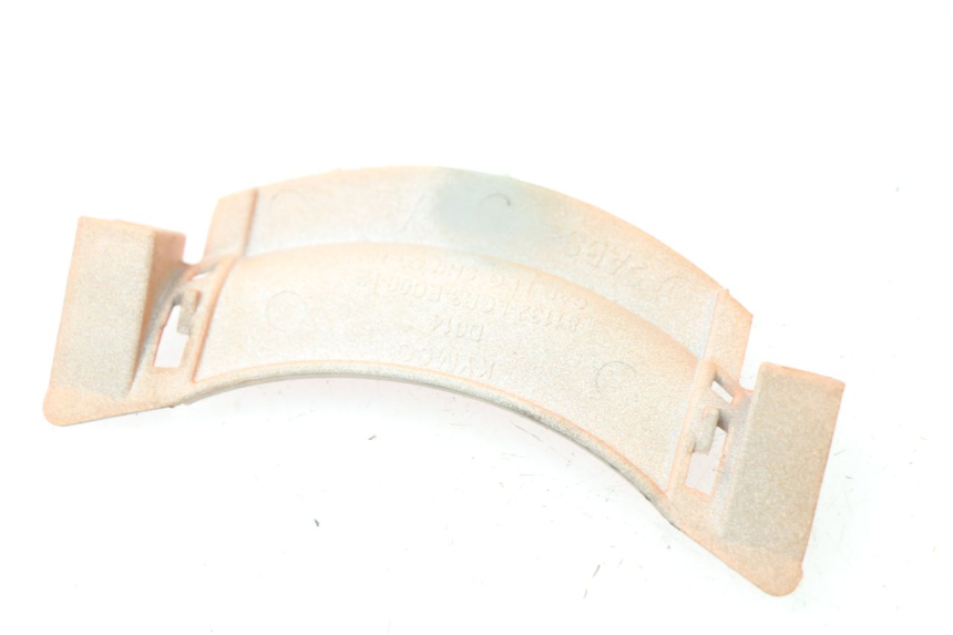 photo de JONCTION CARENAGE AVANT SUP KYMCO LIKE 125 (2009 - 2016) - Zoom état d’usage