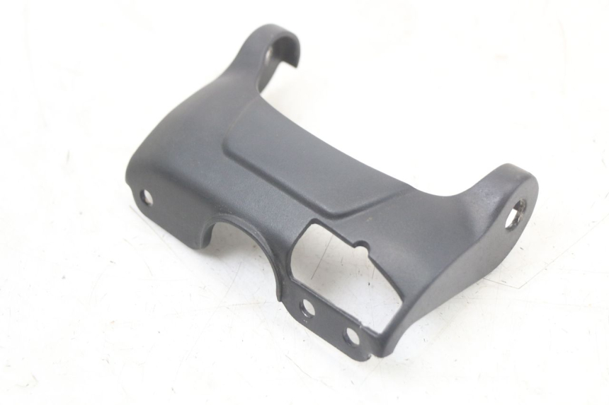 photo de JONCTION CARENAGE AVANT SUP MASAI SCRAMBLER SPORT 125 (2021 - 2025) - Zoom état d’usage