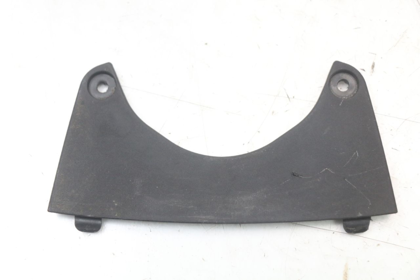 photo de JONCTION CARENAGE AVANT SUP PIAGGIO MP3 HPE 350 (2018 - 2020) - Détail de la pièce