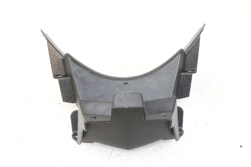 photo de JONCTION CARENAGE AVANT SUP PEUGEOT CITYSTAR 2T 50 (2018 - 2021) - Zoom état d’usage