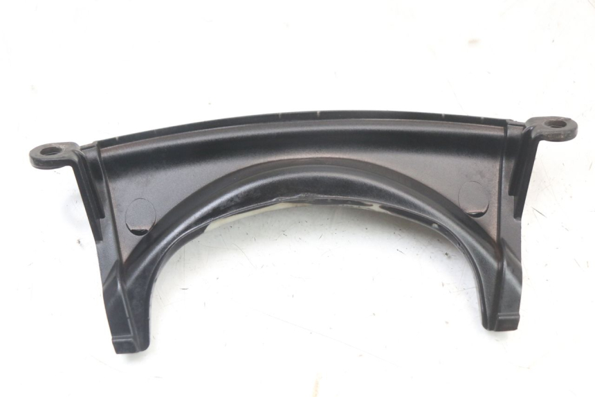 photo de JONCTION CARENAGE AVANT SUP PEUGEOT DJANGO 125 (2014 - 2017) - Zoom état d’usage