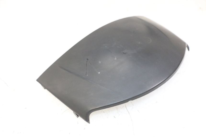 photo de JONCTION CARENAGE AVANT SUP PEUGEOT TWEET 4T 50 (2014 - 2019) - Gros plan technique