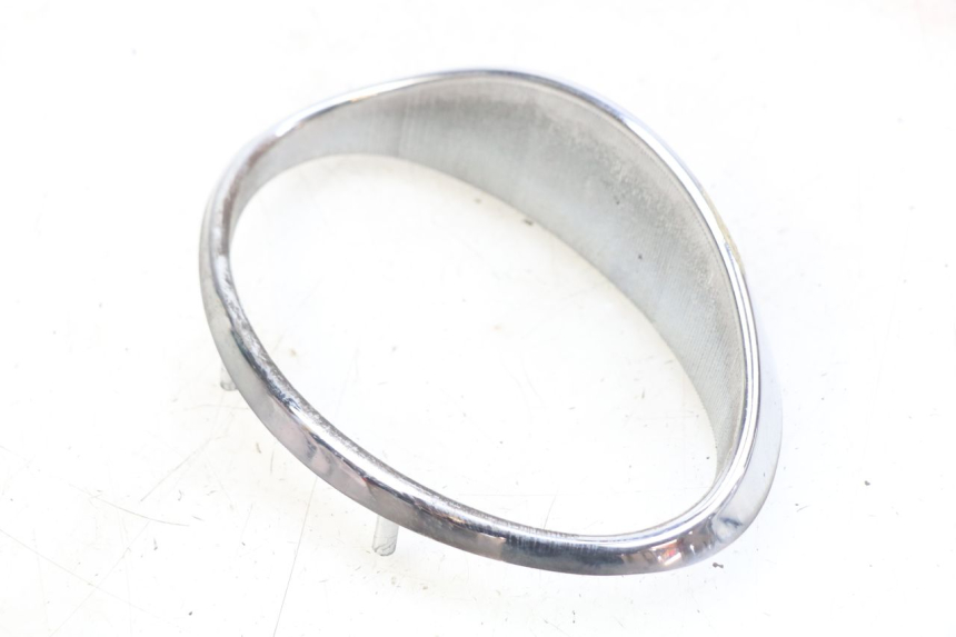 photo de JONCTION CARENAGE AVANT SUP APRILIA SCARABEO 100 (2003 - 2012) - Vue d’ensemble