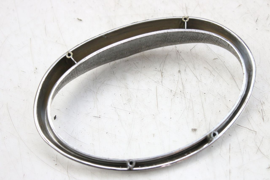 photo de JONCTION CARENAGE AVANT SUP APRILIA SCARABEO 100 (2003 - 2012) - Zoom état d’usage