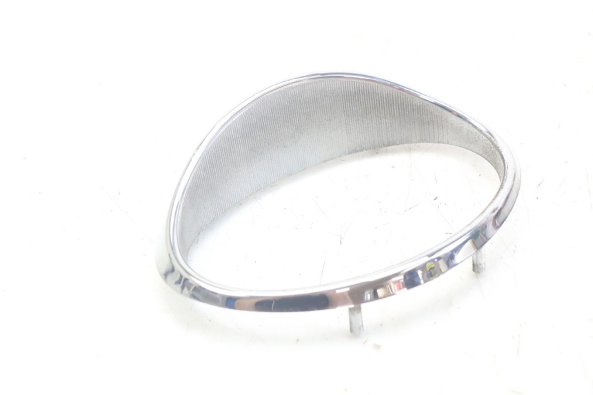 photo de JONCTION CARENAGE AVANT SUP APRILIA SCARABEO 100 (2003 - 2012) - Autre angle de vue