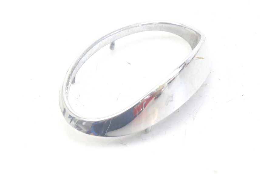 photo de JONCTION CARENAGE AVANT SUP APRILIA SCARABEO 100 (2003 - 2012) - Points de fixation