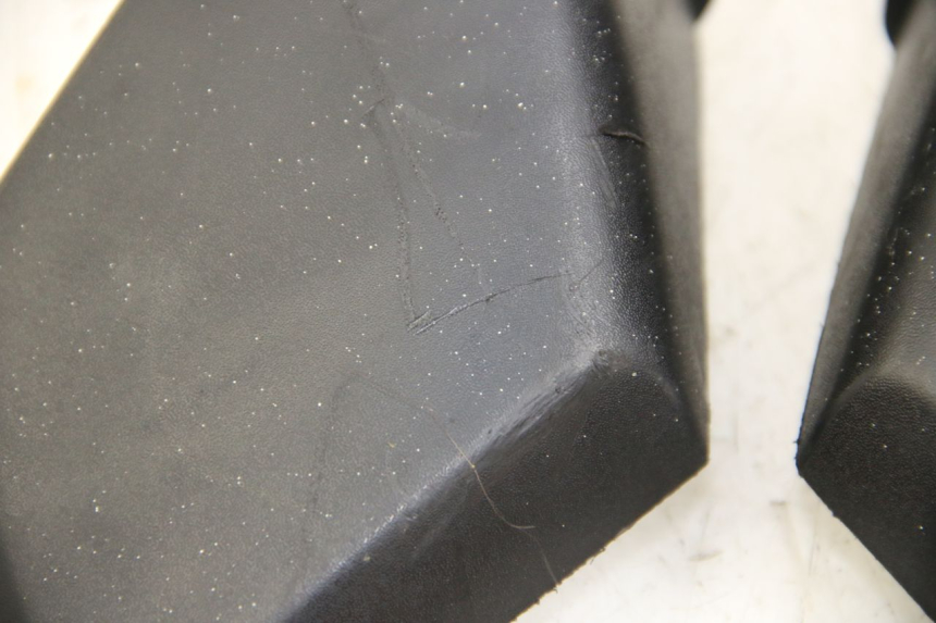 photo de JONCTION CARENAGE AVANT SUP MBK SKYCRUISER 125 (2006 - 2009) - Détail de la pièce