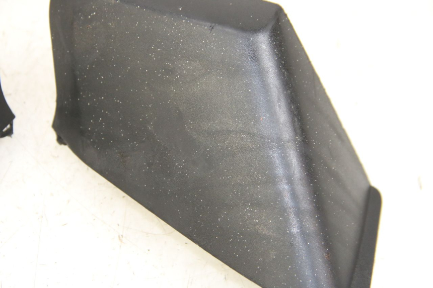 photo de JONCTION CARENAGE AVANT SUP MBK SKYCRUISER 125 (2006 - 2009) - Vue d’ensemble