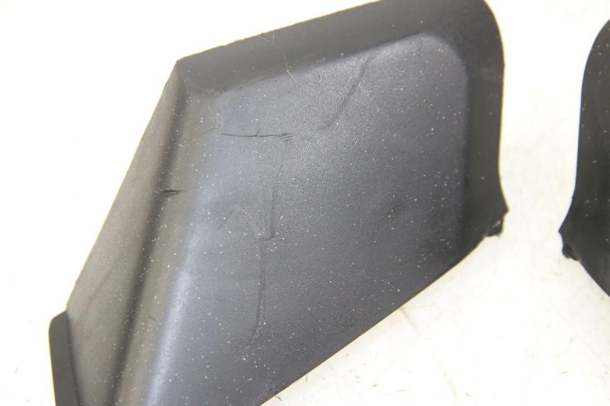 photo de JONCTION CARENAGE AVANT SUP MBK SKYCRUISER 125 (2006 - 2009) - Points de fixation