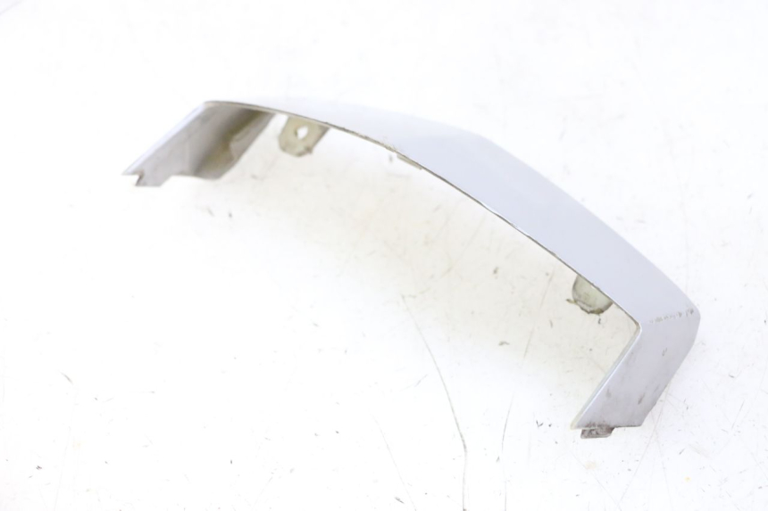 photo de JONCTION CARENAGE AVANT SUP PEUGEOT VIVACITY NEW 2T 50 (2008 - 2017) - État de surface