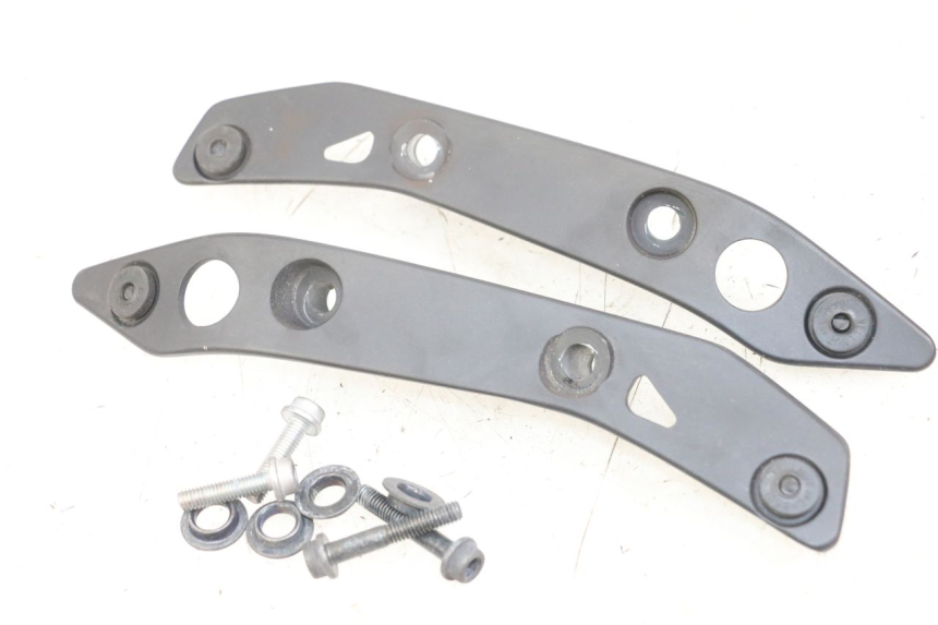 photo de JONCTION CARENAGE AVANT SUP YAMAHA XMAX X-MAX ABS 125 (2017 - 2020) - Vue principale