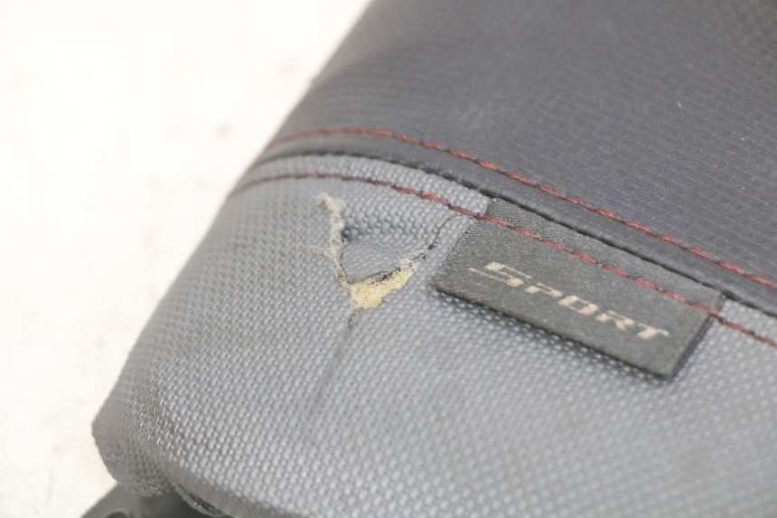 photo de JONCTION CARENAGE AVANT SUP YAMAHA X-MAX XMAX 125 (2010 - 2013) - Gros plan technique