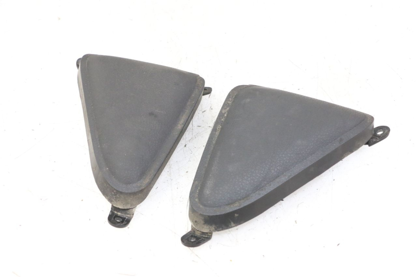 photo de JONCTION CARENAGE AVANT SUP YAMAHA X-MAX XMAX ABS 250 (2010 - 2014) - Zoom état d’usage