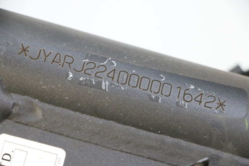 photo de JONCTION CARENAGE AVANT SUZUKI SV S 650 (2003 - 2009) - Autre angle de vue