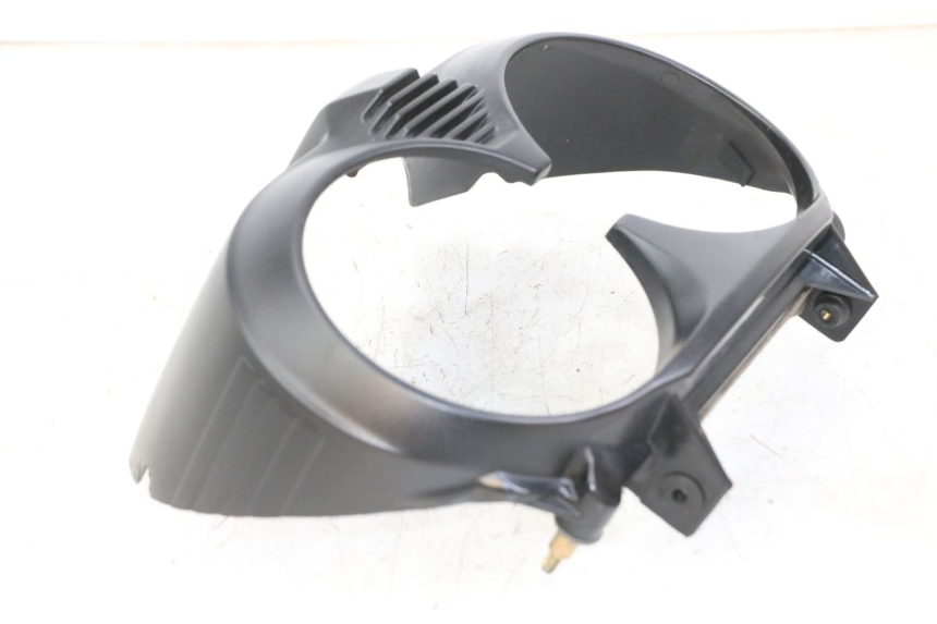 photo de JONCTION CARENAGE AVANT YAMAHA TDR DELTABOX 125 (1997 - 2003) - Gros plan technique