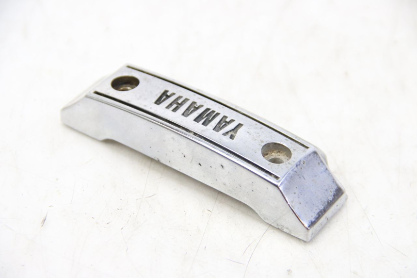 photo de JONCTION CARENAGE AVANT YAMAHA XV VIRAGO 750 (1984 - 1998) - Gros plan technique