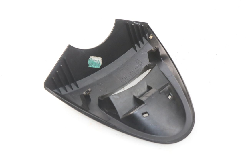 photo de JONCTION CARENAGE AVANT YAMAHA YP MAJESTY 125 (1998 - 2001) - Zoom état d’usage