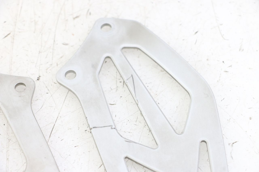 photo de JONCTION MARCHE PIED BMW S RR ABS S1000RR 1000 (2015 - 2018) - Zoom état d’usage