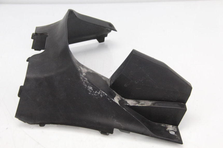 photo de JONCTION MARCHE PIED SUZUKI BURGMAN 125 (2007 - 2014) - Détail de la pièce