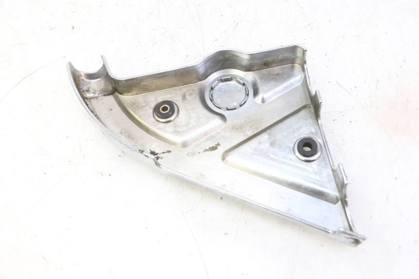 photo de JONCTION MARCHE PIED DROIT HYOSUNG GV AQUILA 125 (2000 - 2009) - Gros plan technique