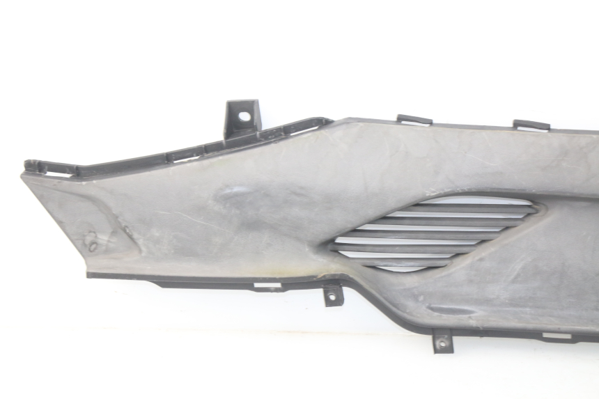 photo de JONCTION MARCHE PIED DROIT KYMCO DINK STREET 125 (2009 - 2014) - Zoom état d’usage