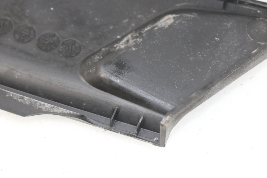 photo de JONCTION MARCHE PIED DROIT KYMCO DINK STREET 125 (2009 - 2014) - État de surface