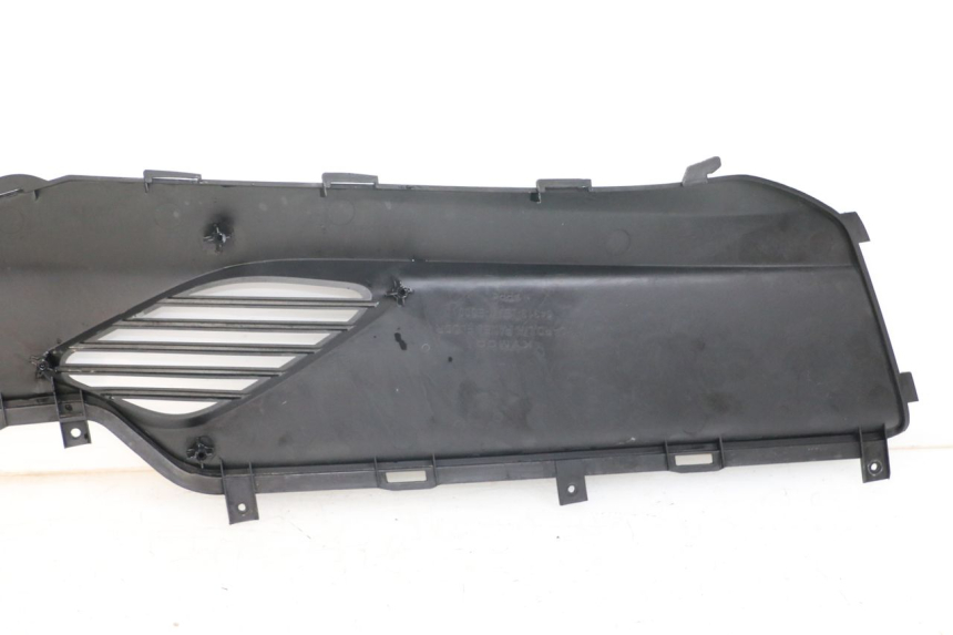 photo de JONCTION MARCHE PIED DROIT KYMCO DINK STREET 125 (2009 - 2014) - Détail de la pièce