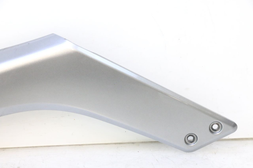 photo de JONCTION MARCHE PIED DROIT GILERA GP 800 (2007 - 2013) - Autre angle de vue