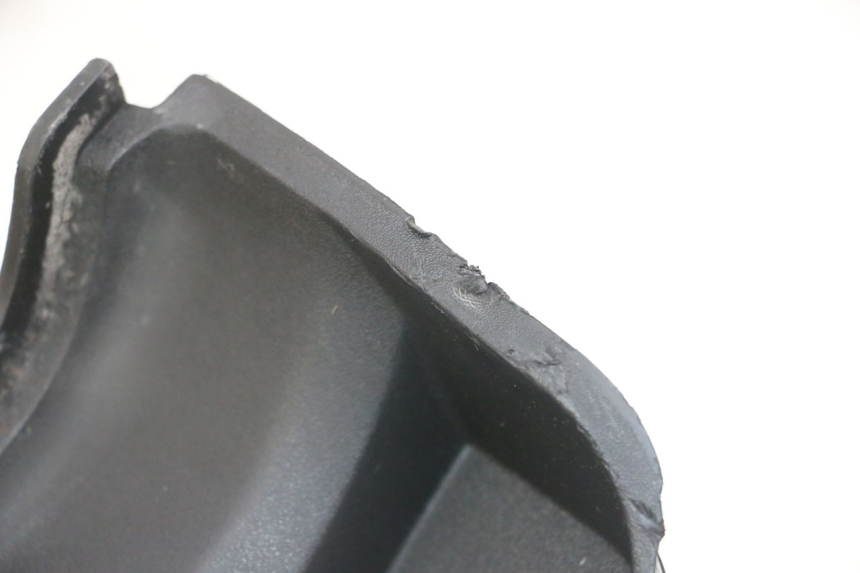 photo de JONCTION MARCHE PIED DROIT PEUGEOT JET FORCE CARBU 50 (2003 - 2016) - État de surface