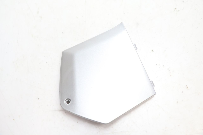 photo de JONCTION MARCHE PIED DROIT PIAGGIO MP3 LT 300 (2010 - 2016) - Zoom état d’usage