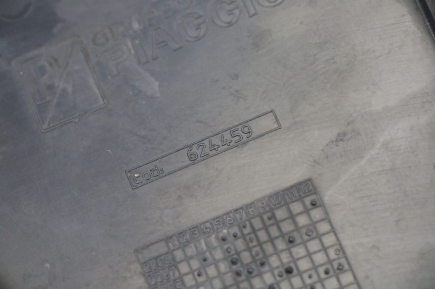 photo de JONCTION MARCHE PIED DROIT PIAGGIO MP3 500 (2011 - 2015) - Gros plan technique