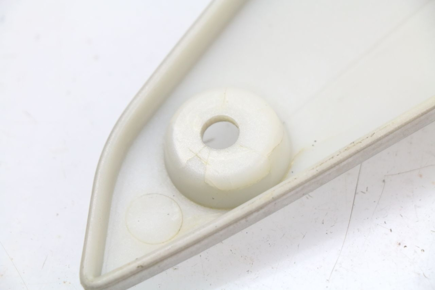 photo de JONCTION MARCHE PIED DROIT RAZZO STEED 125 (2012 - 2018) - Vue d’ensemble