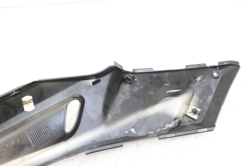 photo de JONCTION MARCHE PIED DROIT YAMAHA X-MAX XMAX 250 (2006 - 2009) - Zoom état d’usage